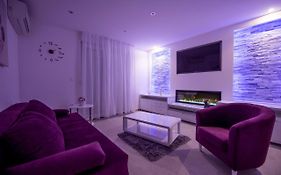 Lions Apartment